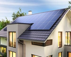 Découvrez pourquoi 2025 est l'année idéale pour installer des panneaux photovoltaïques dans le canton de Vaud : subventions, économies d’énergie, valorisation immobilière et engagement local dans la transition énergétique.
